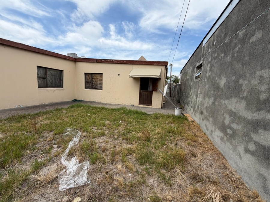 2 Bedroom Property for Sale in Hazendal Western Cape